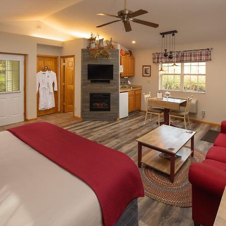 Hawk Valley Retreat & Cottages Galena Esterno foto