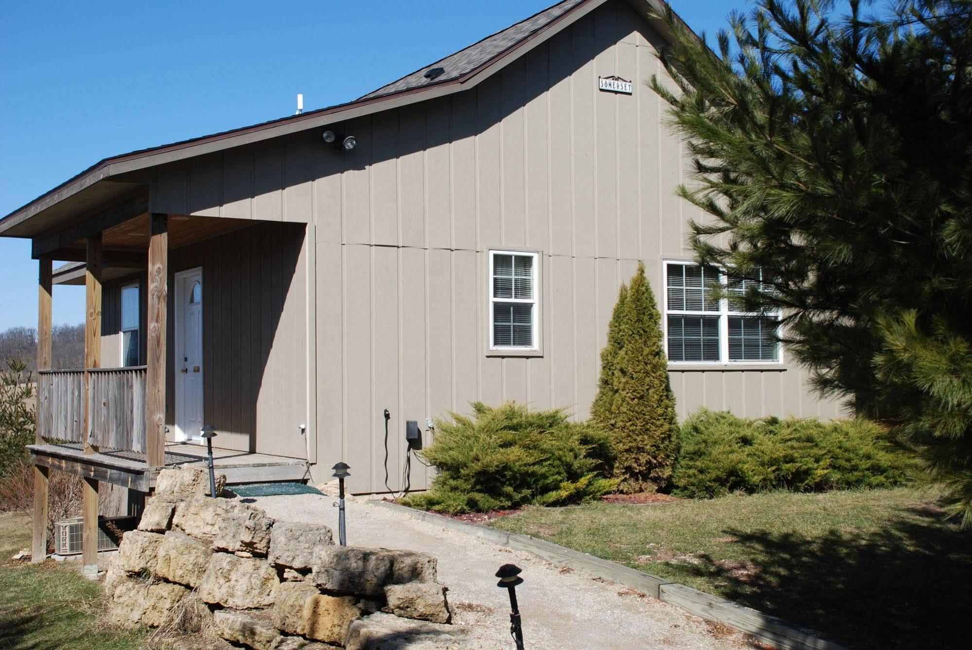 Hawk Valley Retreat & Cottages Galena Esterno foto
