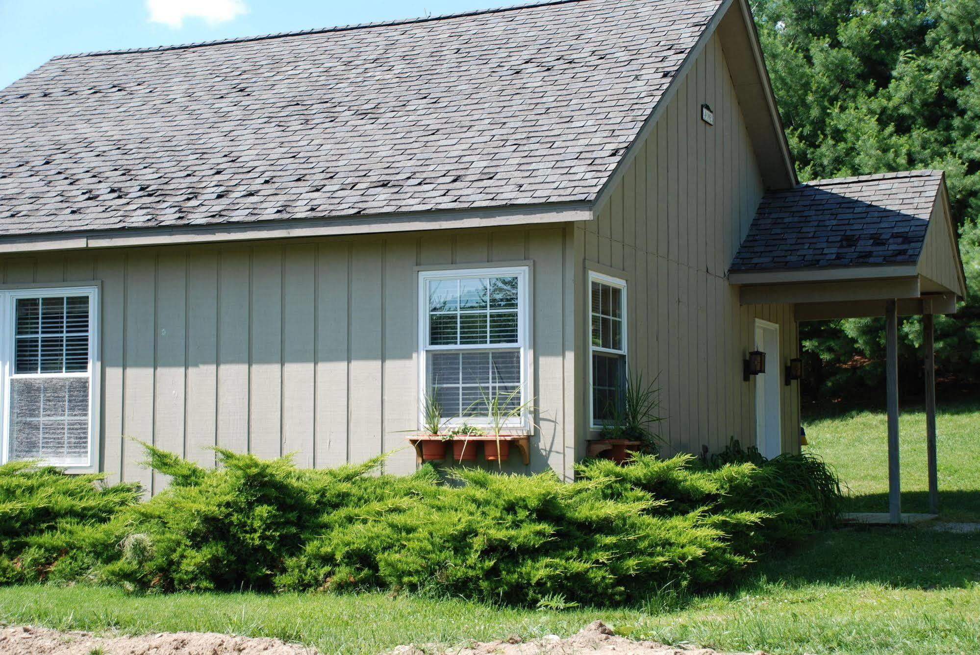 Hawk Valley Retreat & Cottages Galena Esterno foto