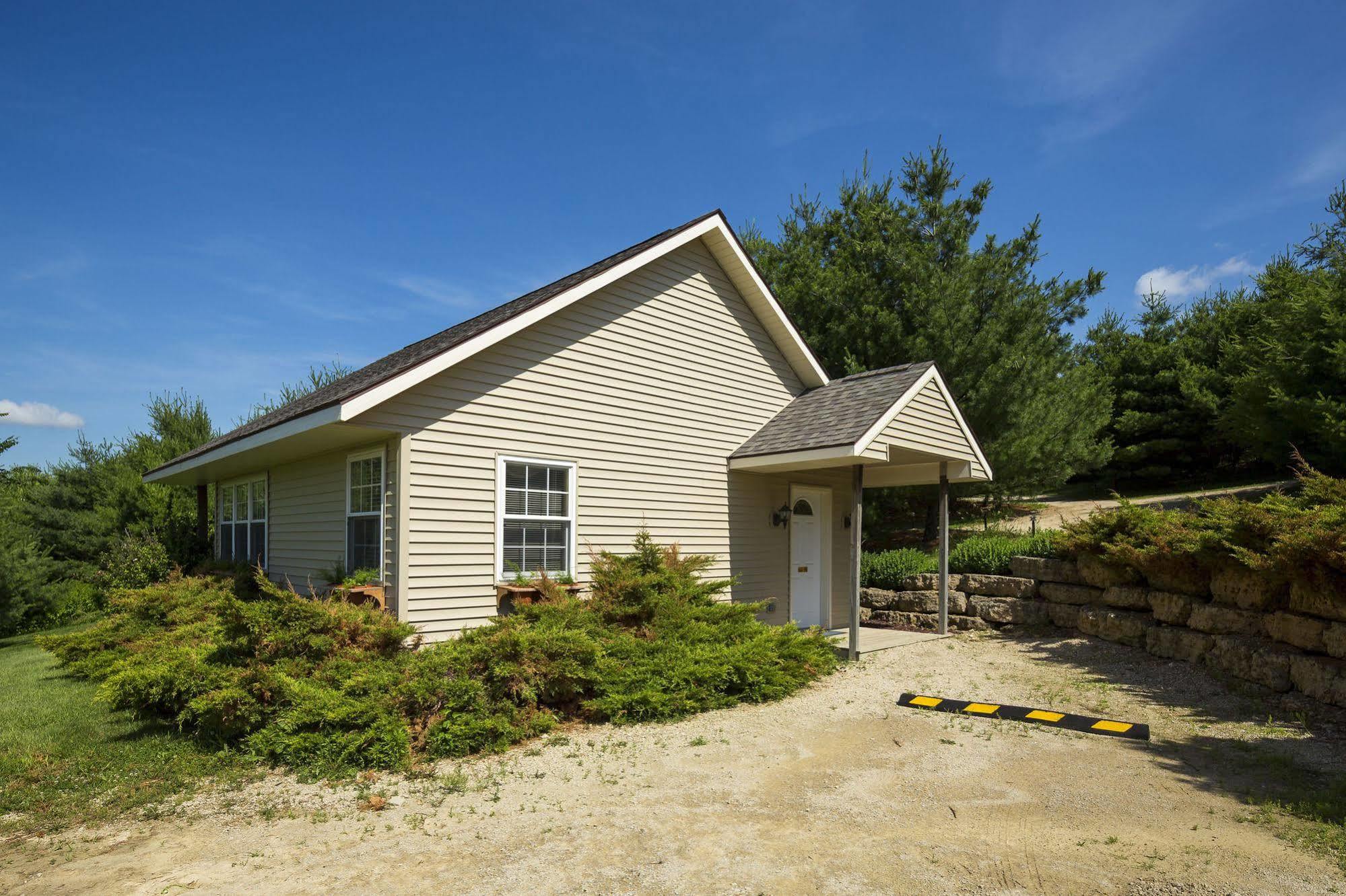Hawk Valley Retreat & Cottages Galena Esterno foto
