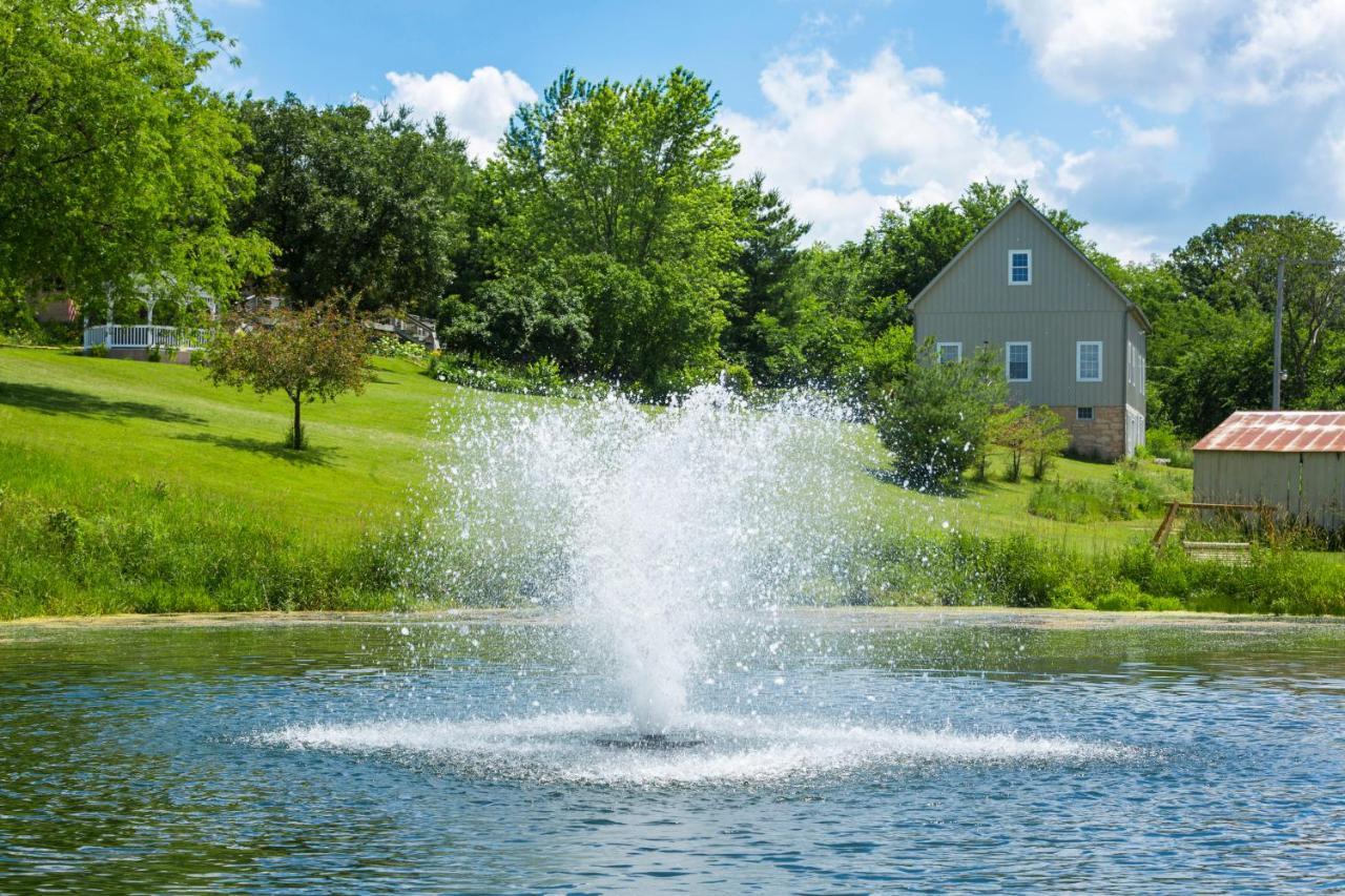 Hawk Valley Retreat & Cottages Galena Esterno foto